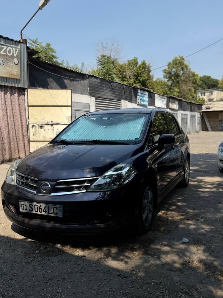 Nissan Tida 2008