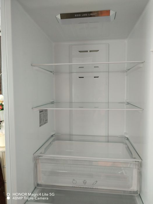 Combină frigorifică total no frost nou.