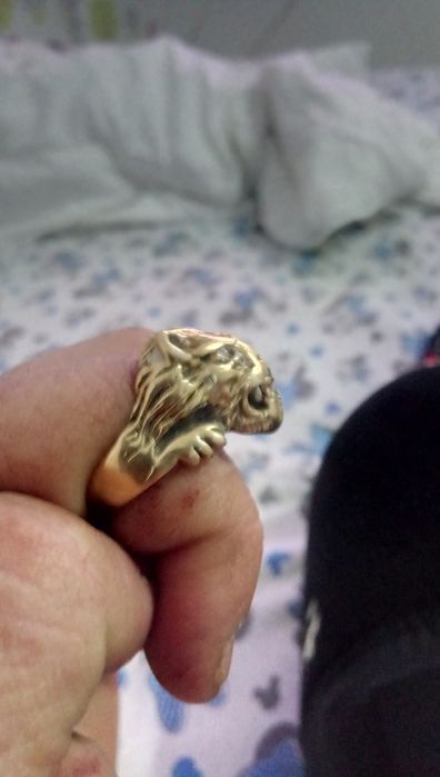 Inel aur 18k plus diamante foarte rar ..