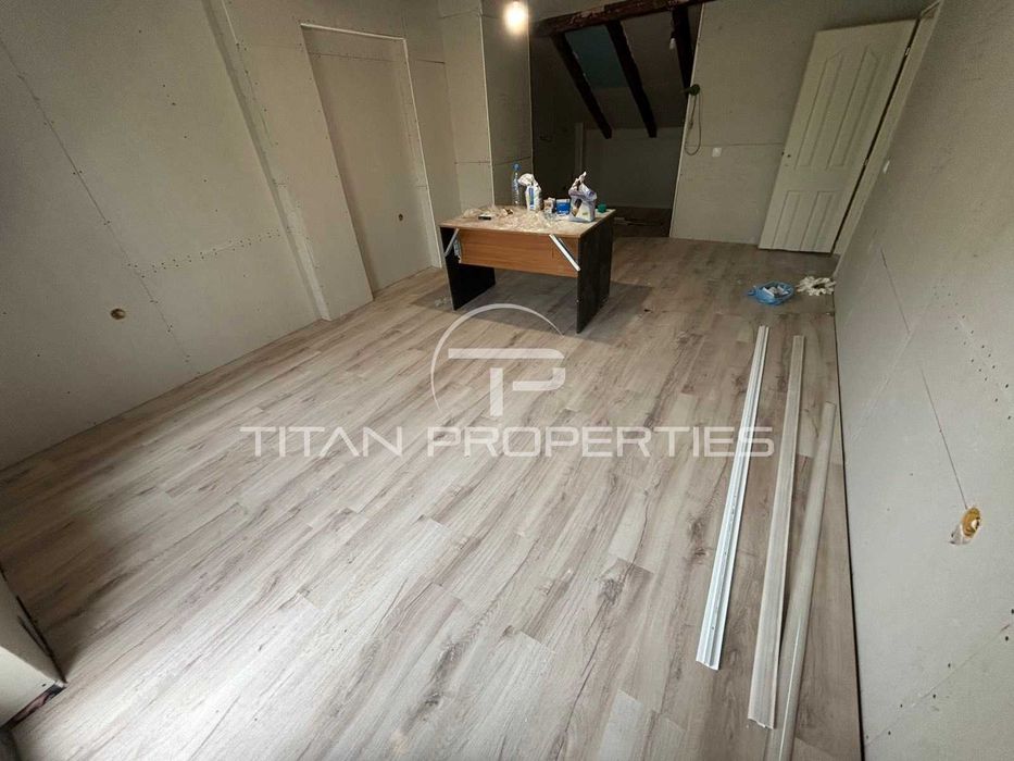 Продава се Етаж от къща в Пловдив, Център - 108 кв.м за 1750 €/кв.м - Снимка #1