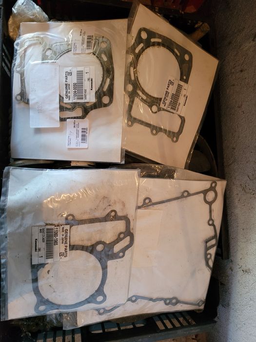 Амортисьори,гарнитури и вентилатор