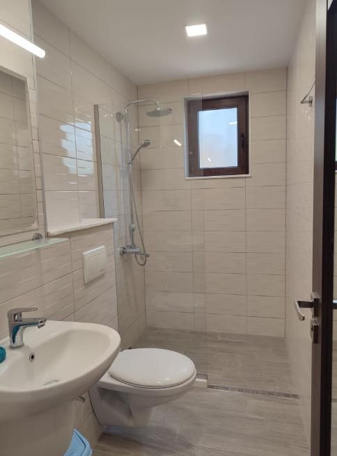 Дава се под наем Тристаен апартамент в Пловдив, Съдийски - 72 кв.м за 650 € - Снимка #4