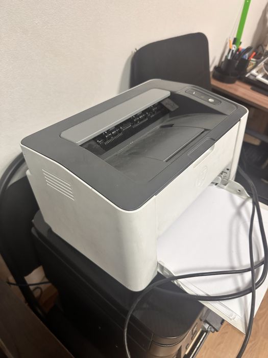 Принтер hp черно белый