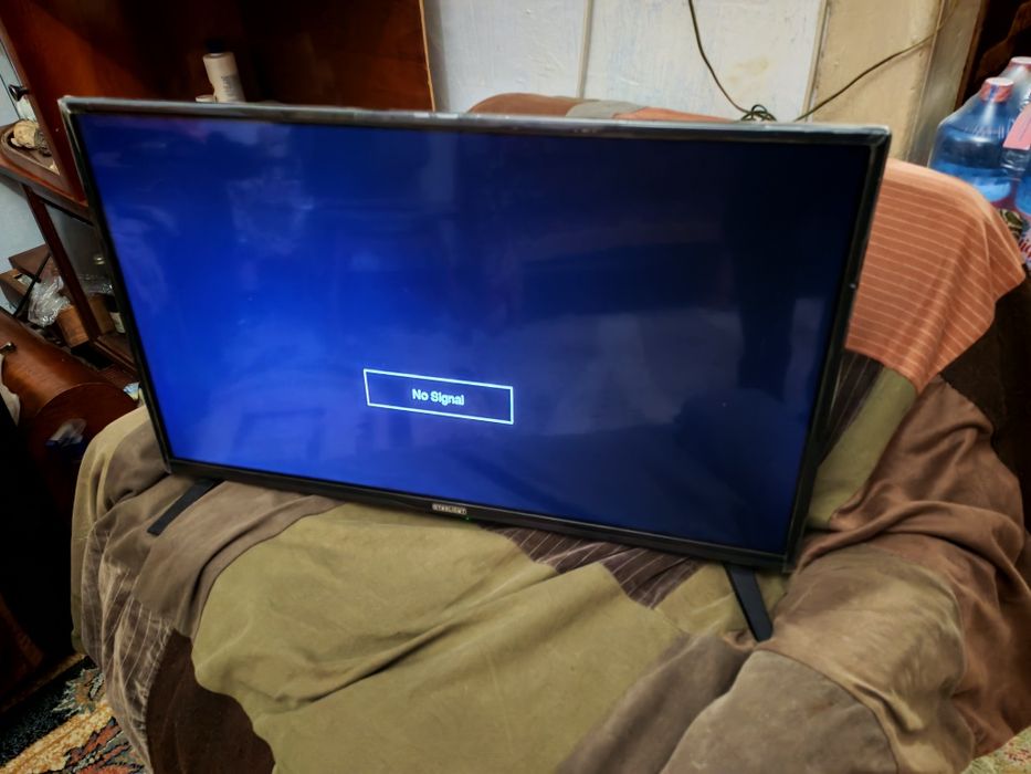 Televizor Star-Light 32inch 80CM HD în stare perfectă