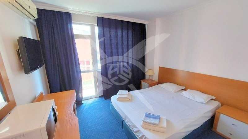 Продава се Едностаен апартамент в Несебър - 28 кв.м за 1536 €/кв.м - Снимка #1