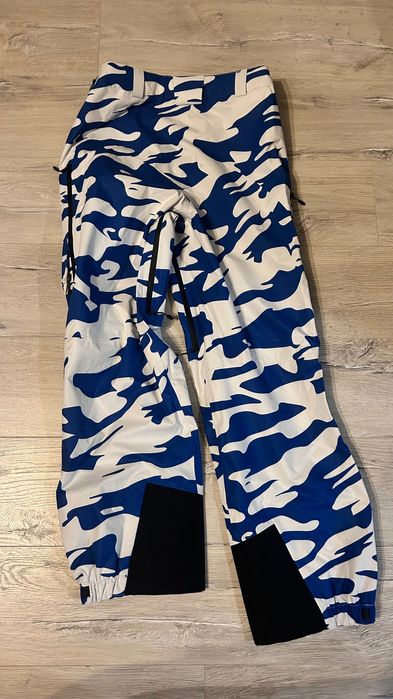 Burton [ak]® Tuvak GORE-TEX C-KNIT 3L snowboad екип