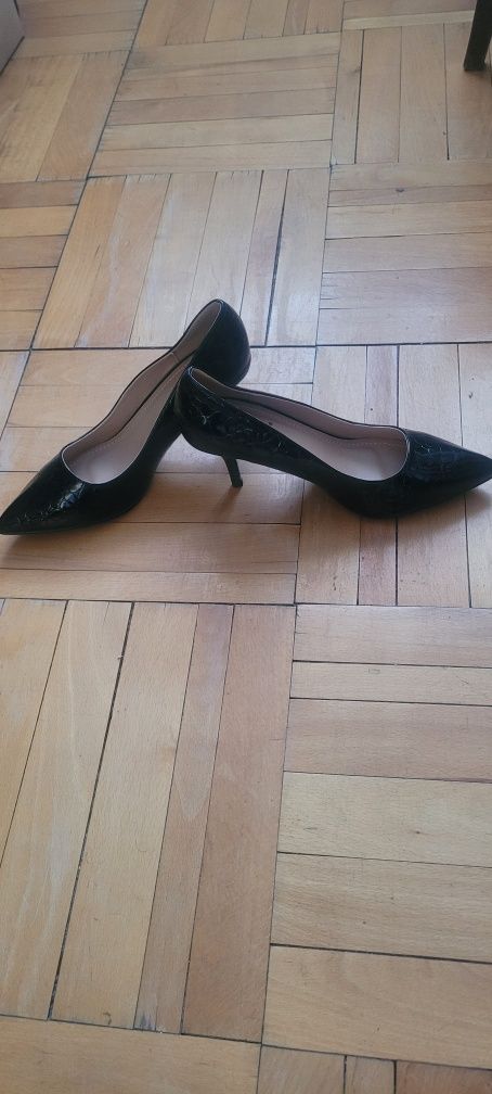 Pantofi dama noi nr 40