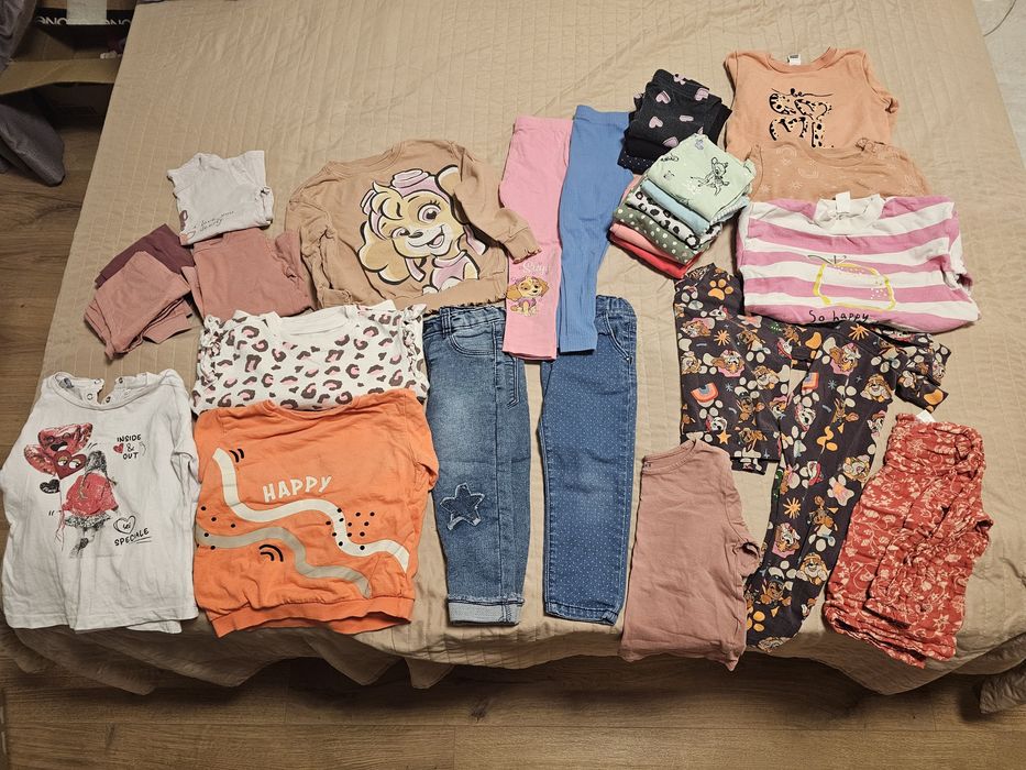 Лот дрешки за момиче 98