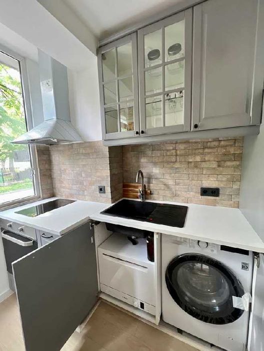 Продава се Двустаен апартамент в София, Люлин 8 - 40 кв.м за 2600 €/кв.м - Снимка #4