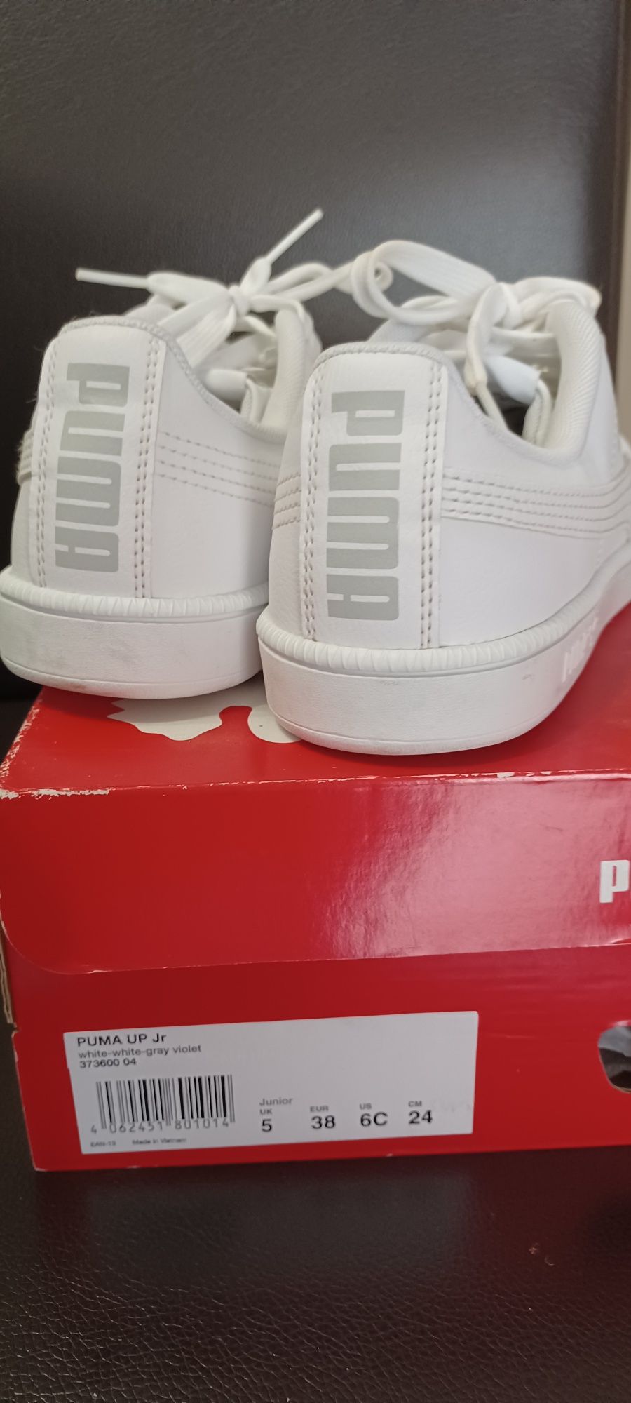 Бели кецове PUMA номер 38