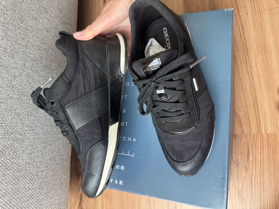 Маратонки Geox , 37 номер