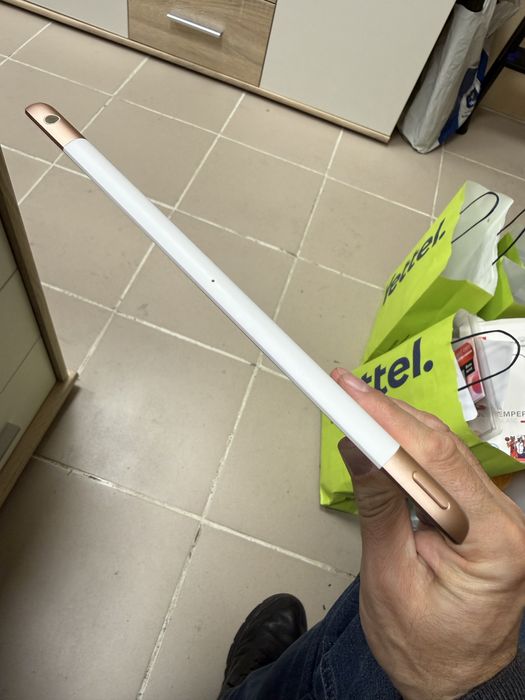 Таблет Apple iPad 7-th Generation (2019) 32gb 10,2”, 4G+Wi-fi