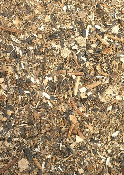 Продам зерноотходы(подсолнечный шрот)