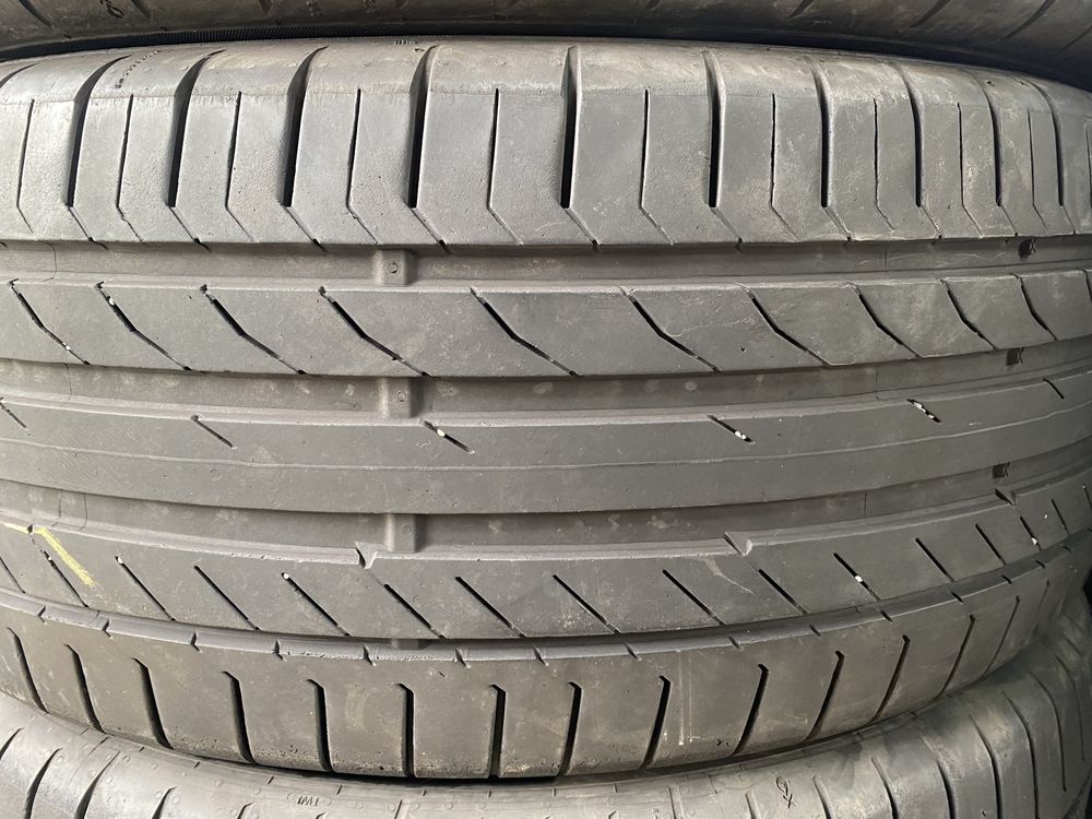 Комплект Летние Шины 235/55/18 235/55R18 Continental.