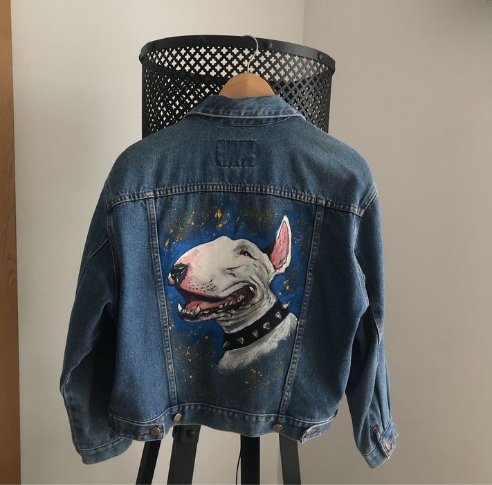 Дънково яке с бултериер куче