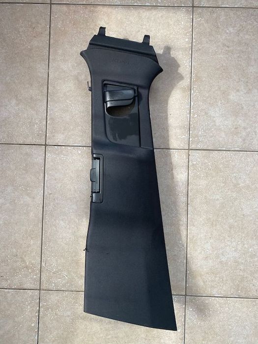 Ornament Stalp Centura Stanga Volvo XC60 31425695