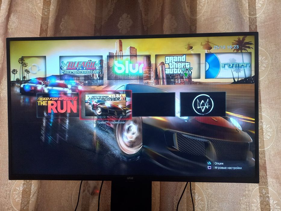 PS3 slim ideal tiniq 2 djoystik bor o'yinlar yozilgan uyda ishlatilgan