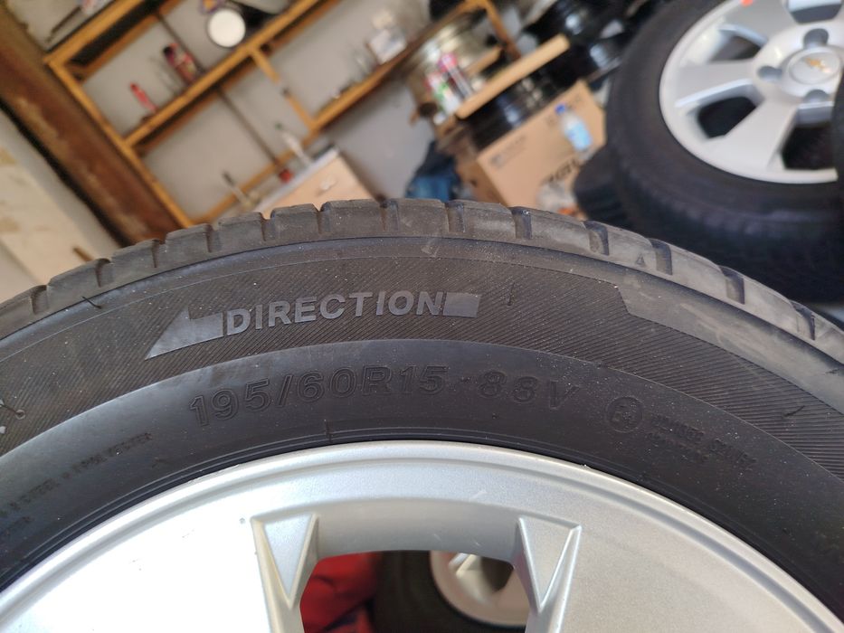 Gentra Elegant pozitsiya diska balonilari sotiladi.