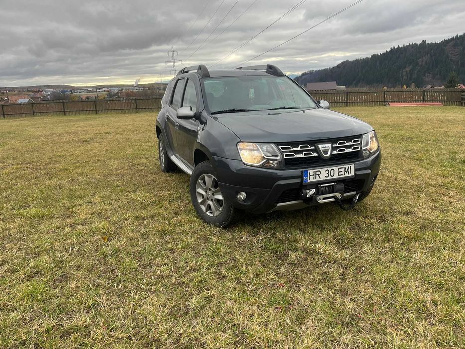 Vand sau schimb Dacia Duster