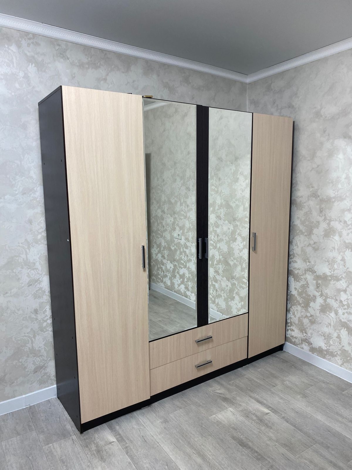 Срочно Продается спальни гарнитур