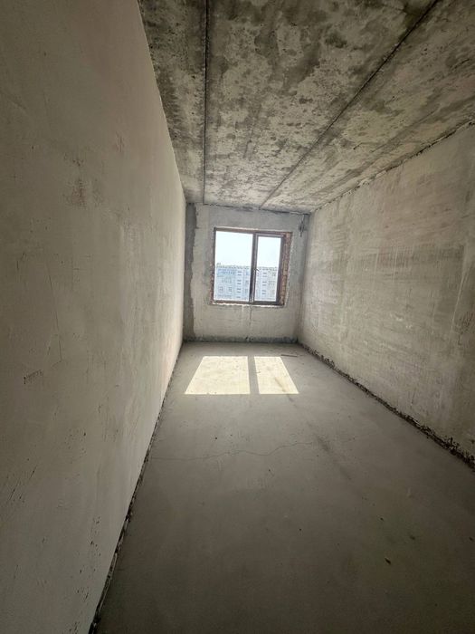 Orbitada 3 xonalik korobka sotiladi