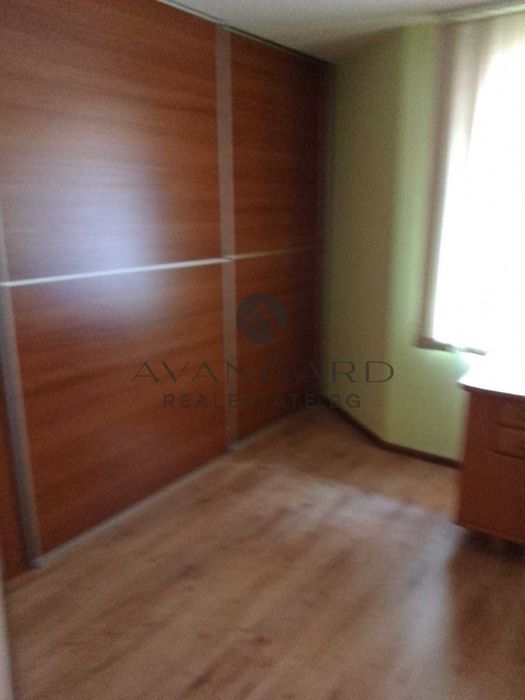 Продава се Тристаен апартамент в Пловдив, Център - 200 кв.м за 1173 €/кв.м - Снимка #8