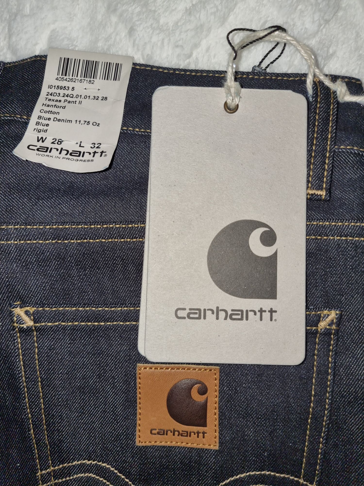 Carhartt дънки, с етикет