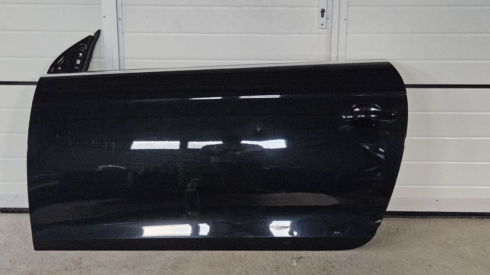 Usa/ Portiera stânga vw eos 2006-2009