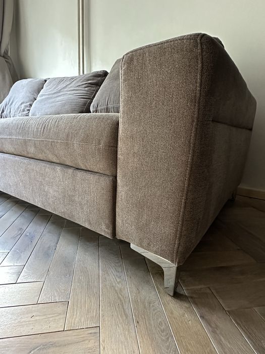 Разтегателен ъглов диван