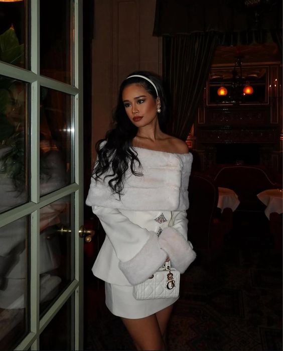 Елегантен сет Elara Fur