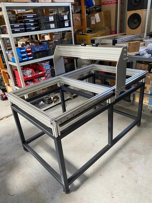 Realizam la comanda  CNC Router, Plasma, Hot-Wire, Laser CO2