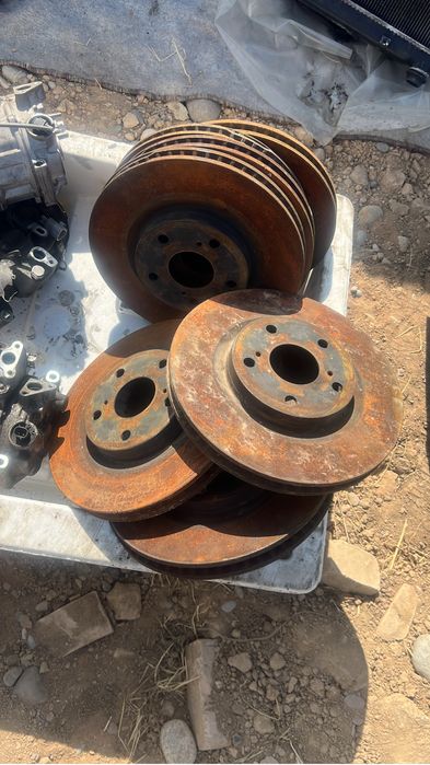 Камри 40 50 тормазные диски