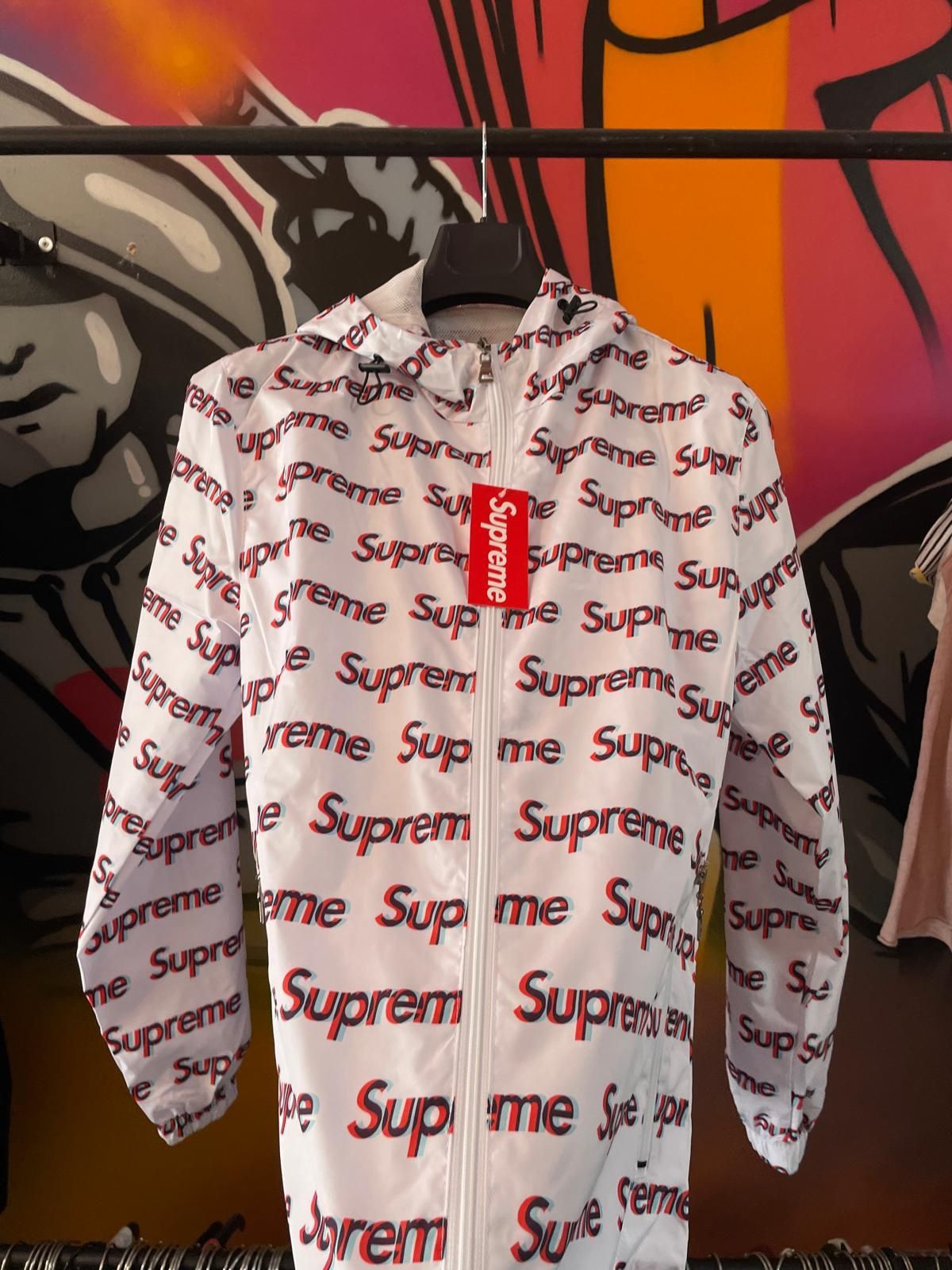 Supreme ветровка
