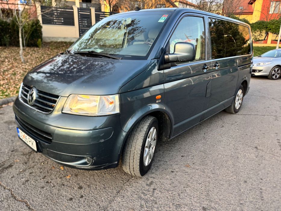 Vw t5  9 locuri  motor 2.5 tdi