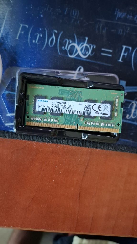 4GB RAM DDR4 pentru laptop