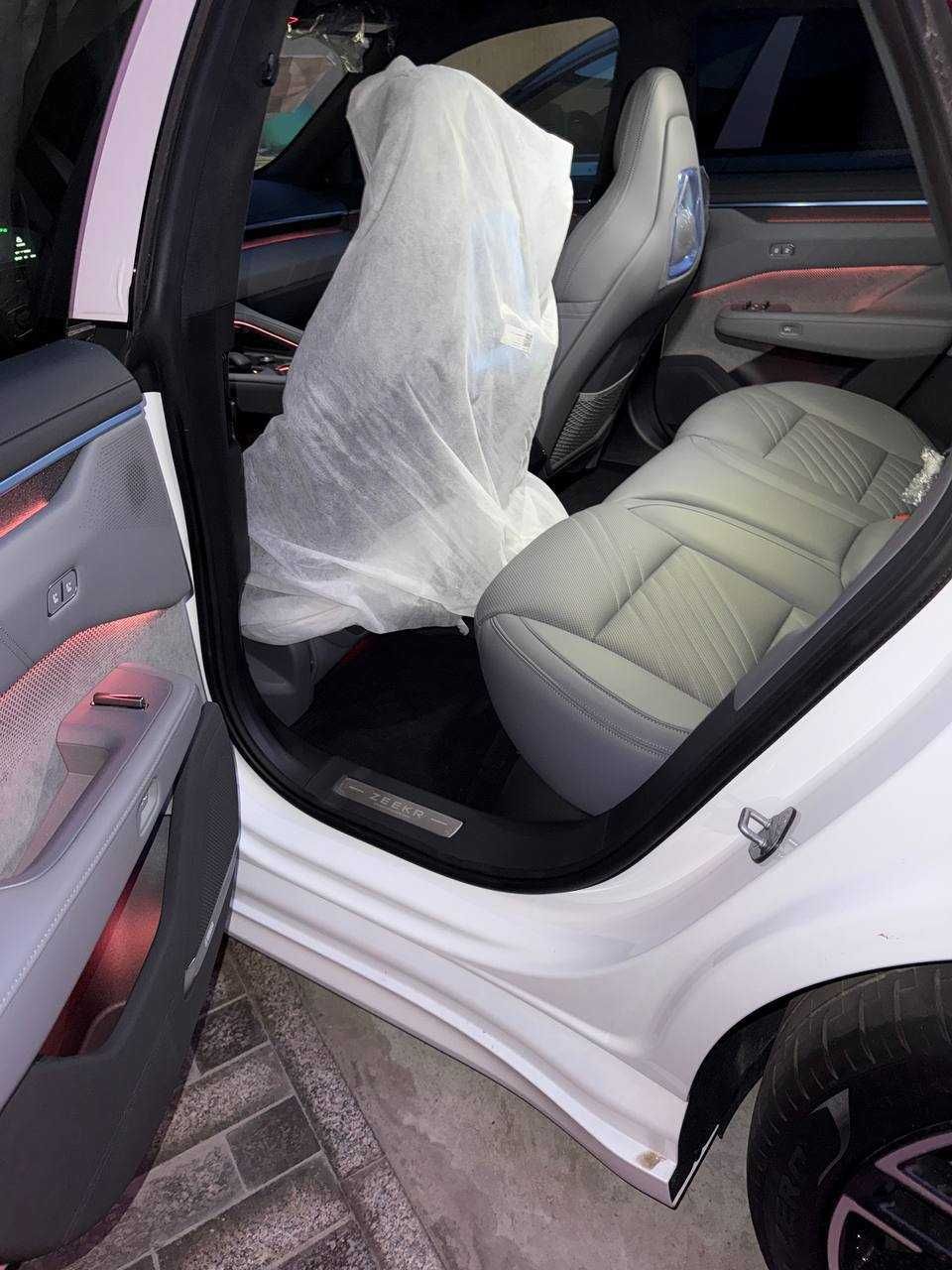Zeekr 001 you Z-sport