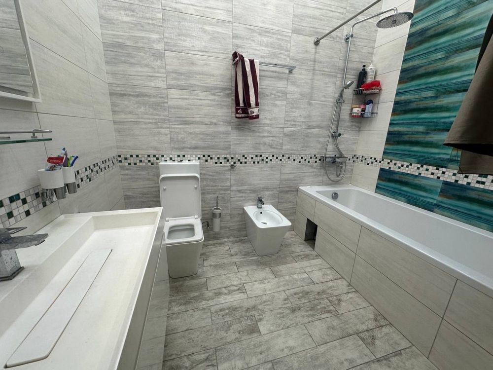 Продаётся коттедж 5/1/2,   263м2 Хумоюн, Мирзо Улугбекский рн