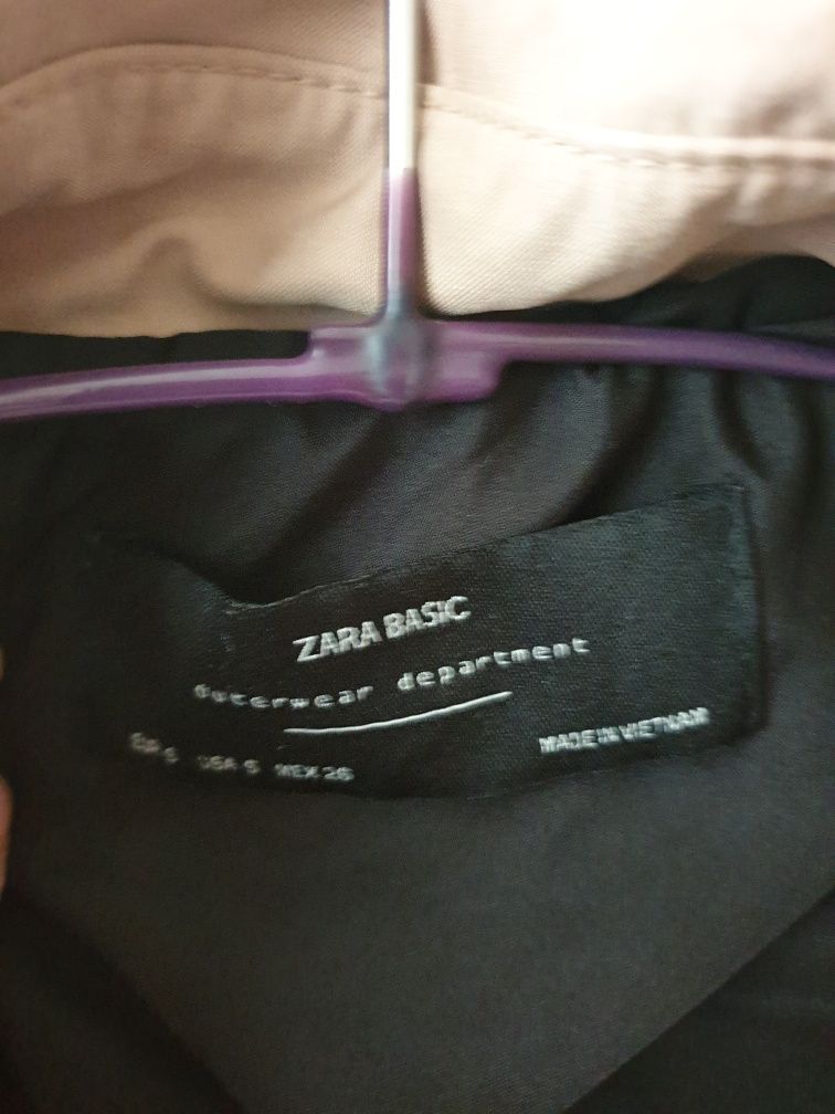 Бежов тренч Zara