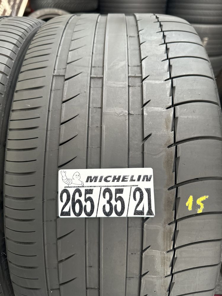 265/35/21 Michelin Vara