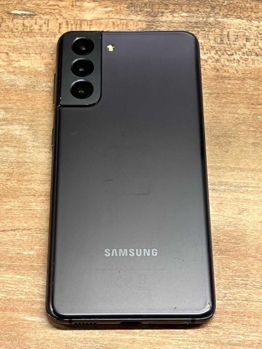 Samsung S21 5G / 128GB / 8GB / Черен / пукнато стъкло / не е заключен