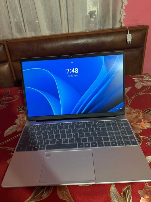 Vand Laptop GXMO + Mousepad + casti + mouse