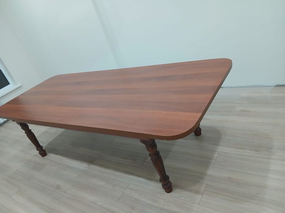 Стол для зала 25 тыс