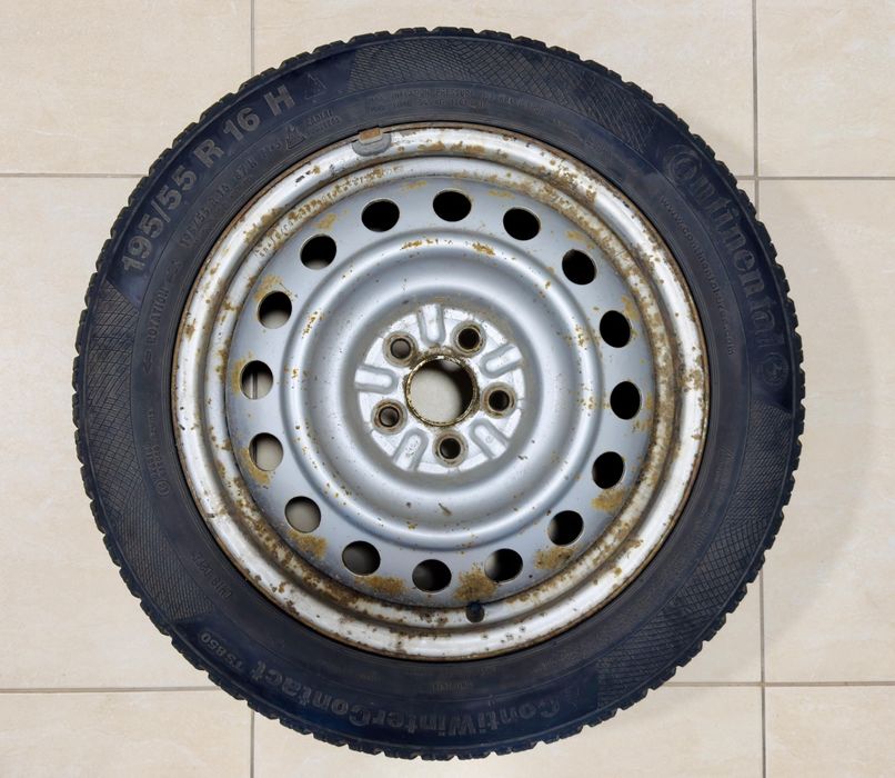 2 Anvelope iarnă Continental  195/55 r16