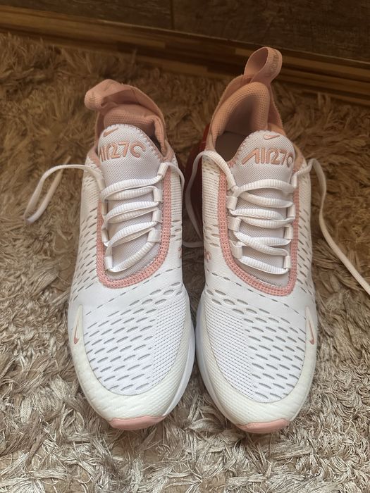 Дамски маратонки Nike
