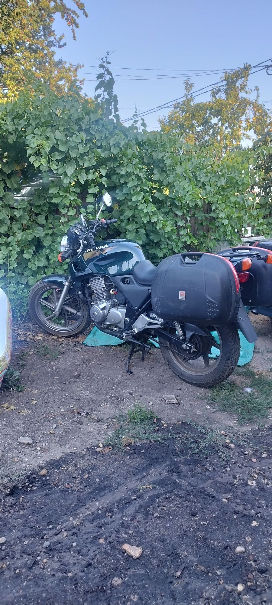 Motocicleta Honda CB 500