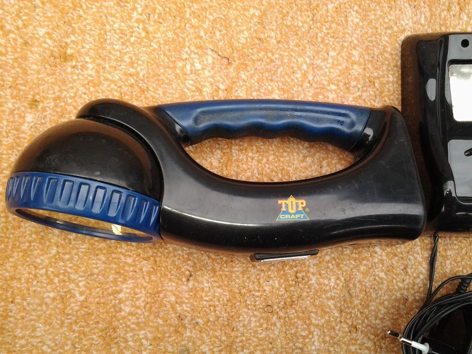 ***Top Kraft - lanterna cu incarcator 21 cm