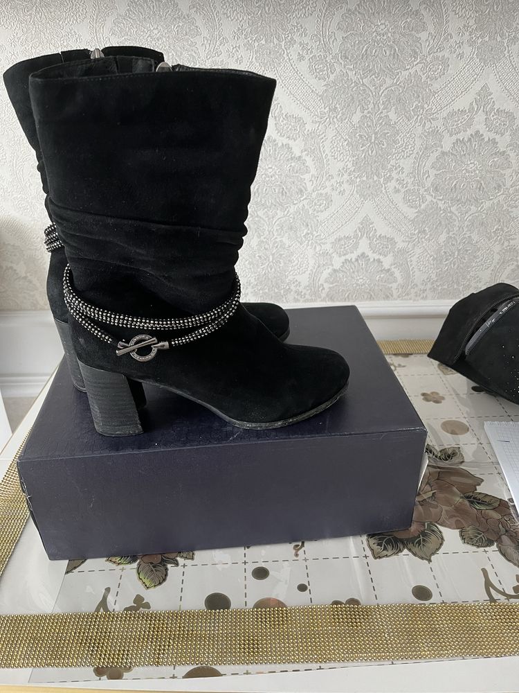 Сапоги зимние замшевые