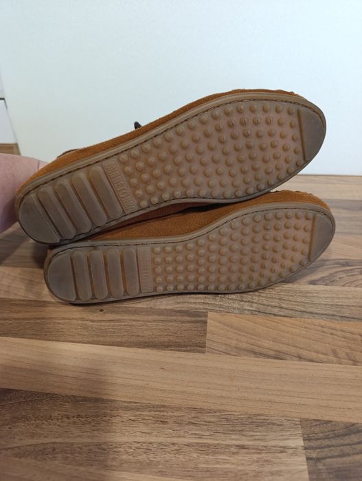 Minetonka mocasini nr 41