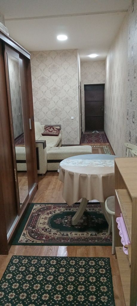 1 honali Kvartira ijaraga beraman qorasuv 6 da