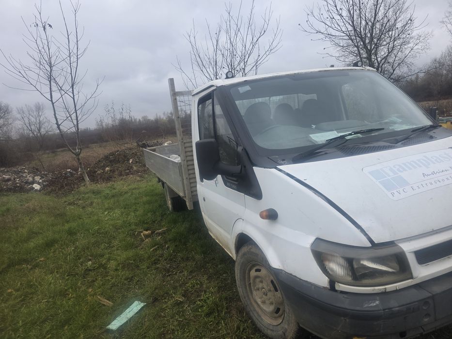 Vând Ford Transit